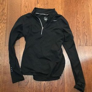 Black nike half zip ❤️